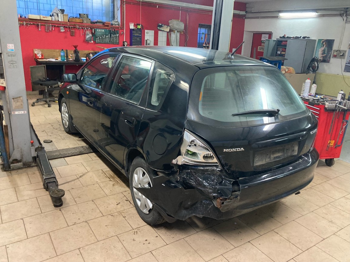 Náhradní díly Honda Civic 2002 1.6 5D - 3