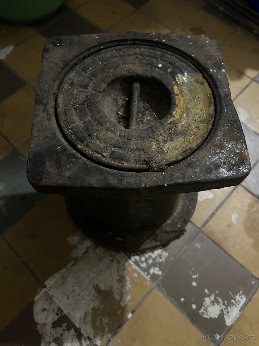 Litinový poklop/ uzávěr vody - 3