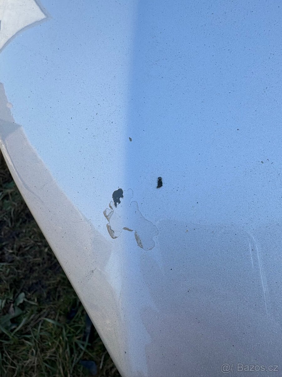 Kapota BMW E90 Titansilber - 3