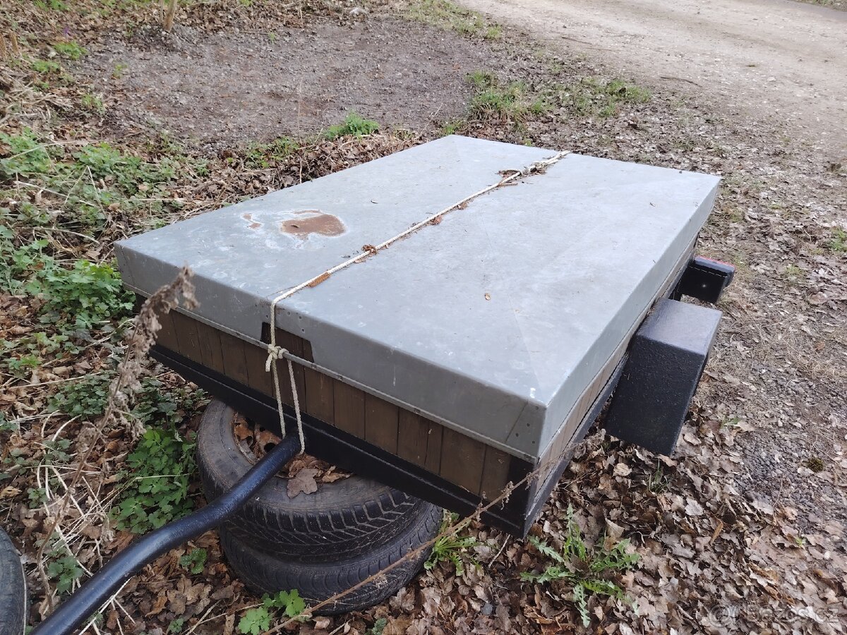 Vozík, vlek za auto - 3