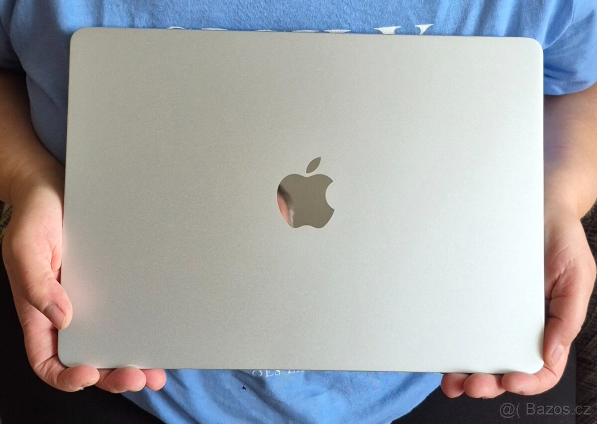 Prodam MAC BOOK AIR NOTEBOOK - 3