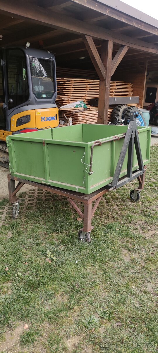 Bedna za traktor - 3