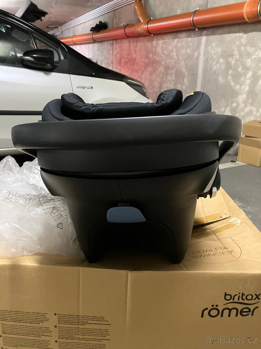 Autosedačka Cybex Aton M i-Size - TOP STAV - 3