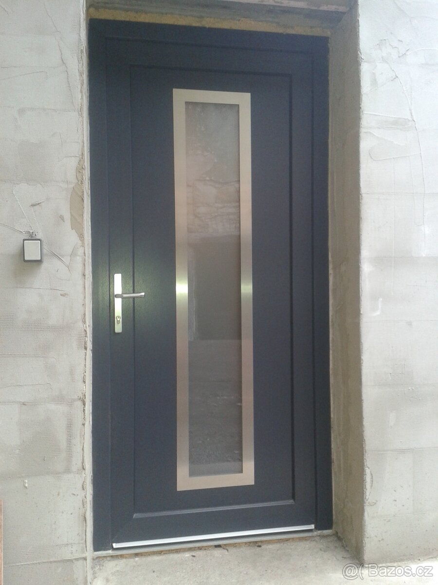 Rodinný dům / Bývalá hospodářská usedlost -1500 m2 - 3