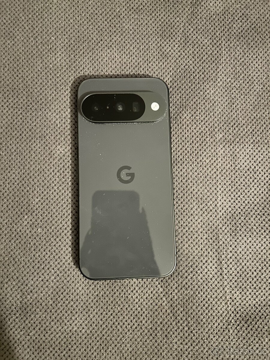 Google Pixel 10 - 3