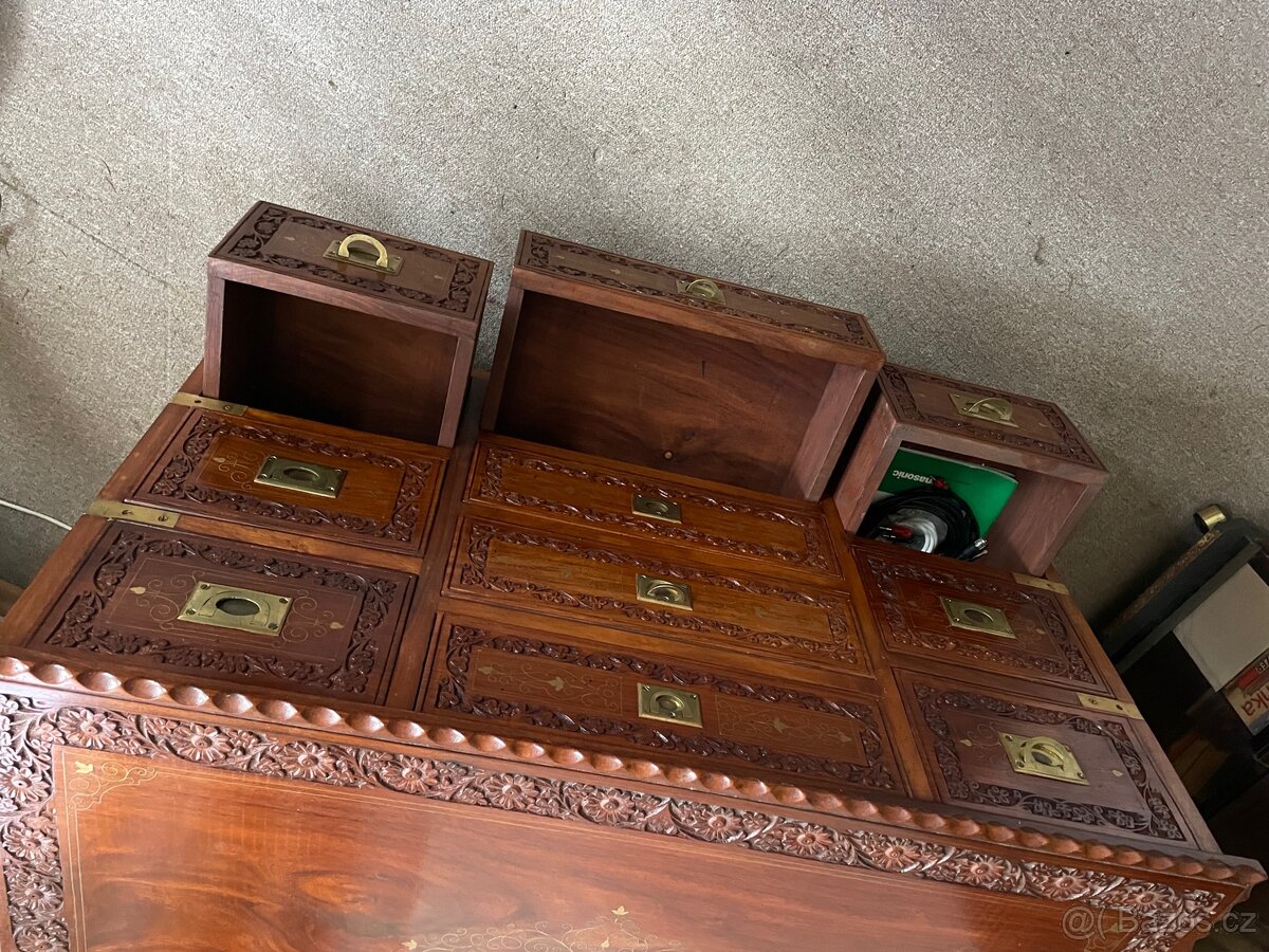 Nábytek z tropického dřeva - 3