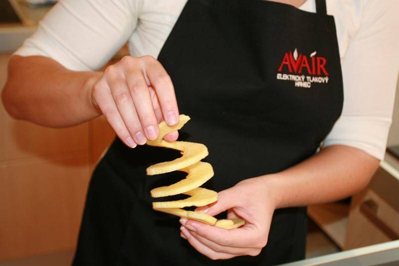 Kráječ a loupač jablek - 3