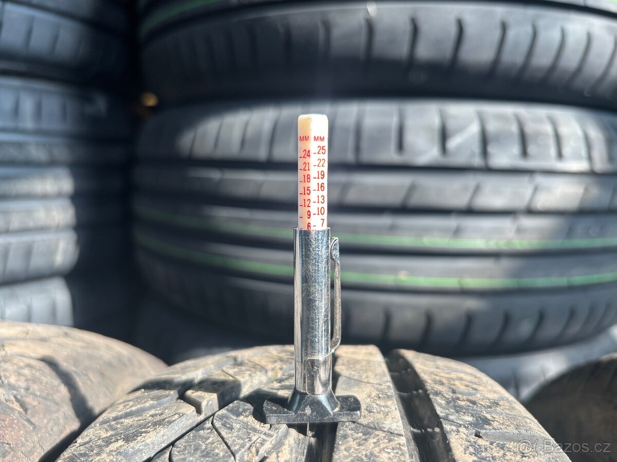 175/65 R14 82T Uniroyal RainExpert 3 - 3