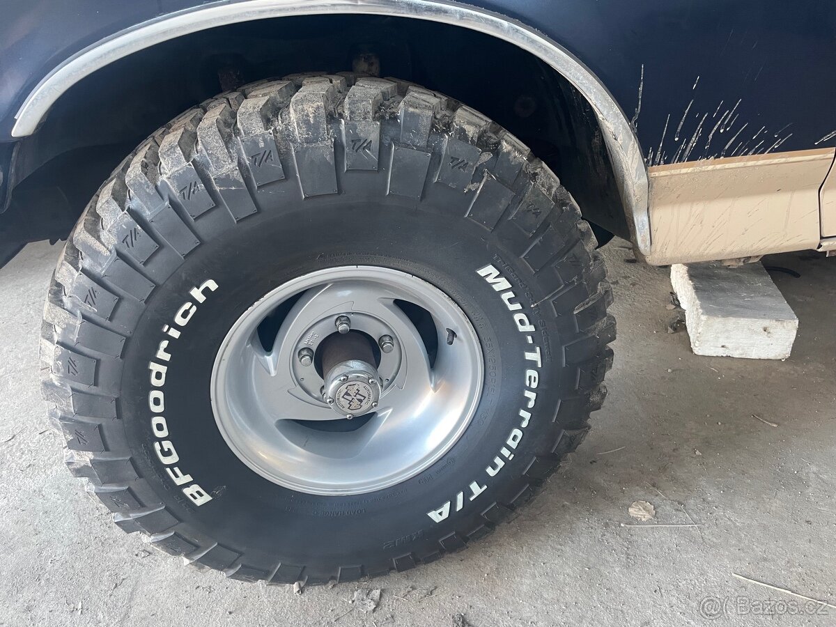 Sada 4ks zánovních kol 35x12,5r15