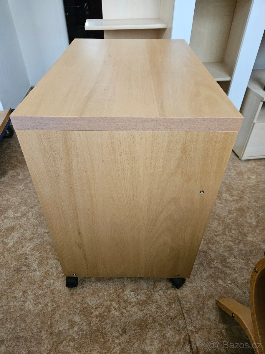 PC STOLEK - pojízdný - 3