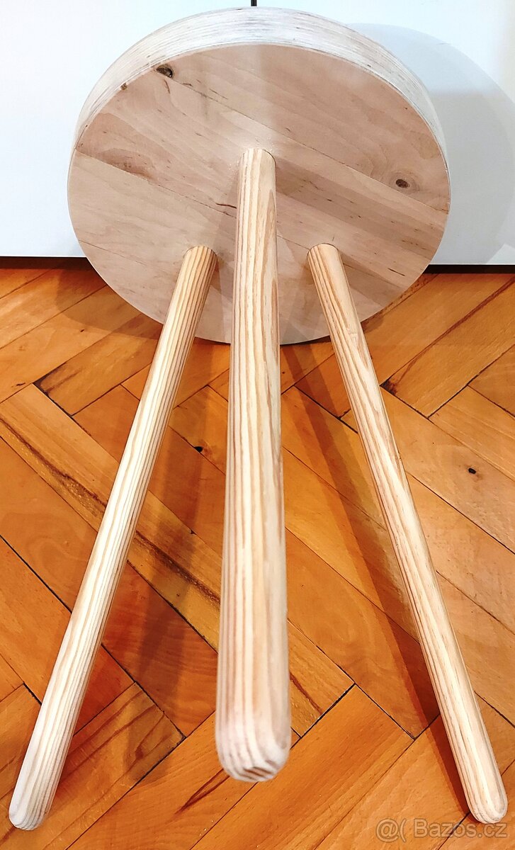 Květinový stolek na trojnožce, - 3