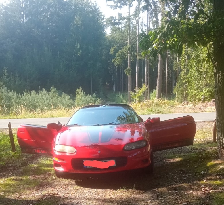 Prodám Chevrolet Camaro 3.8,V6 automat - 3