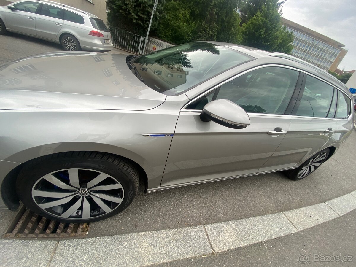 Volkswagen Passat GTE - 3