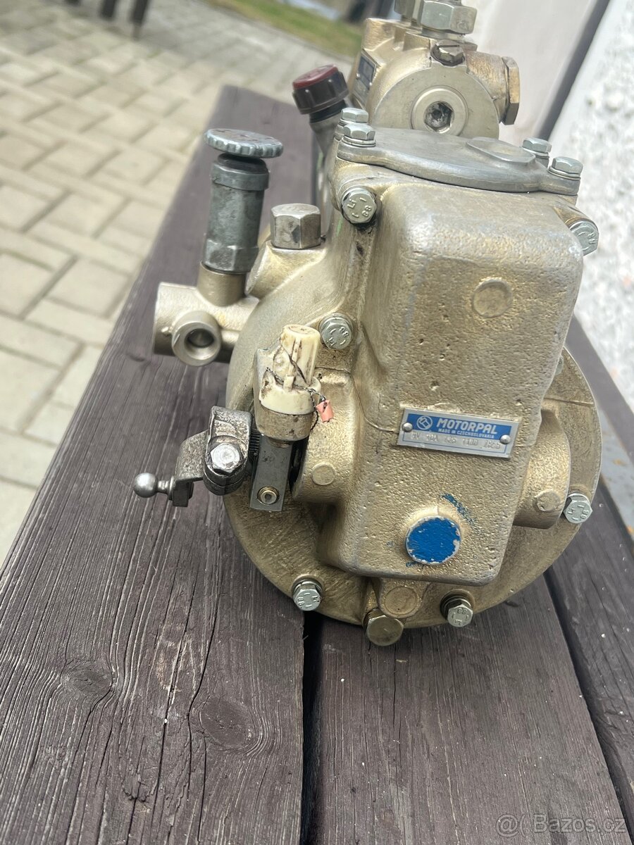 Vstřikovací čerpadlo 2441 pro motory 4701 - 3