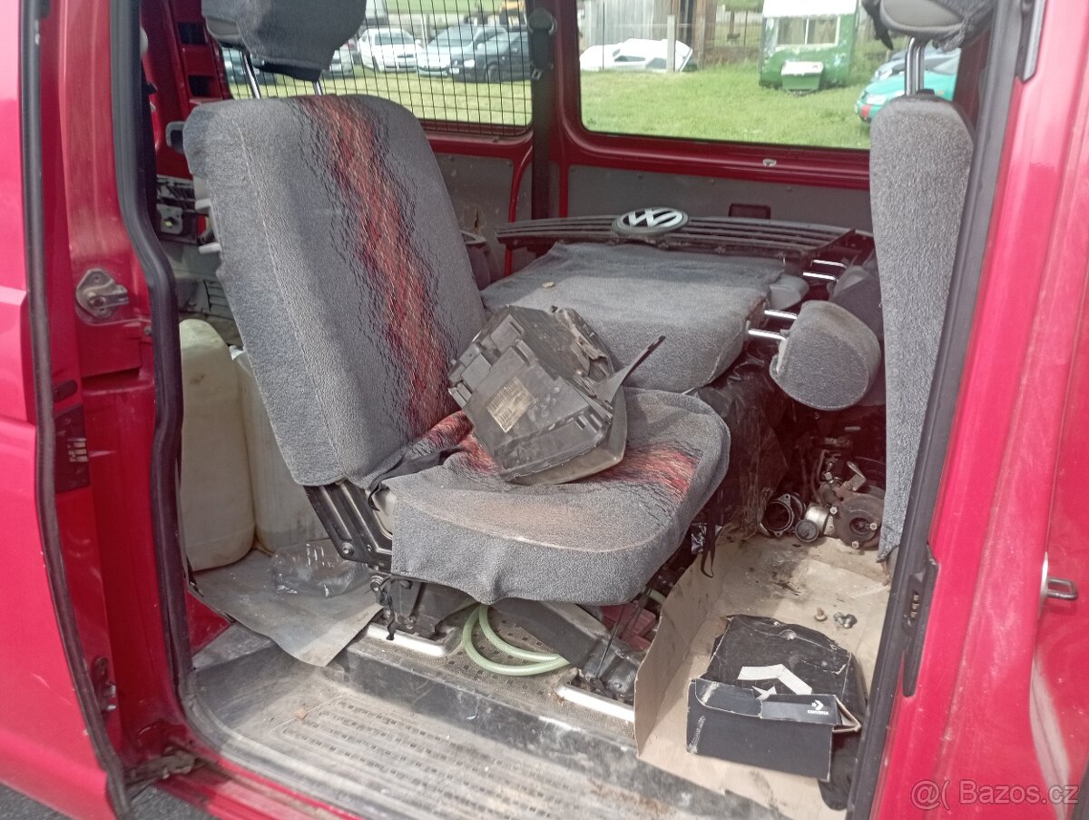 Prodám díly z VW transportér T5 1.9 tdi - 3