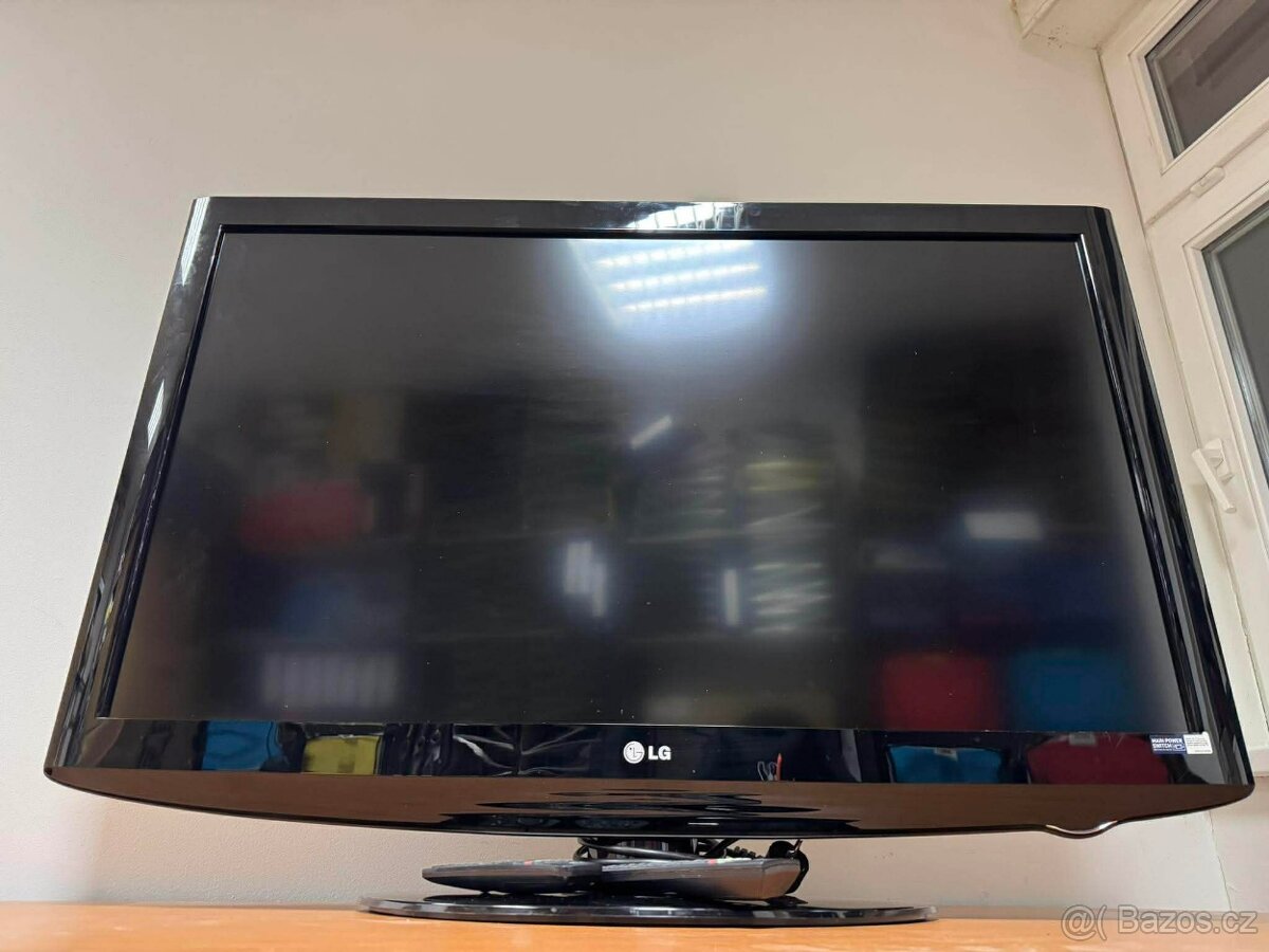 Prodej televizoru LG 42LH2000 - 3