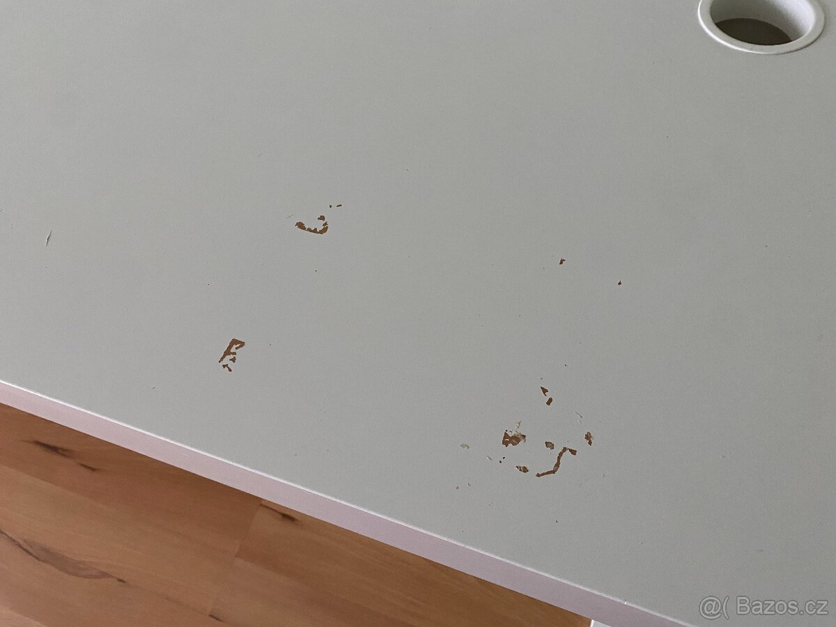 Psací stůl Alex IKEA - 3