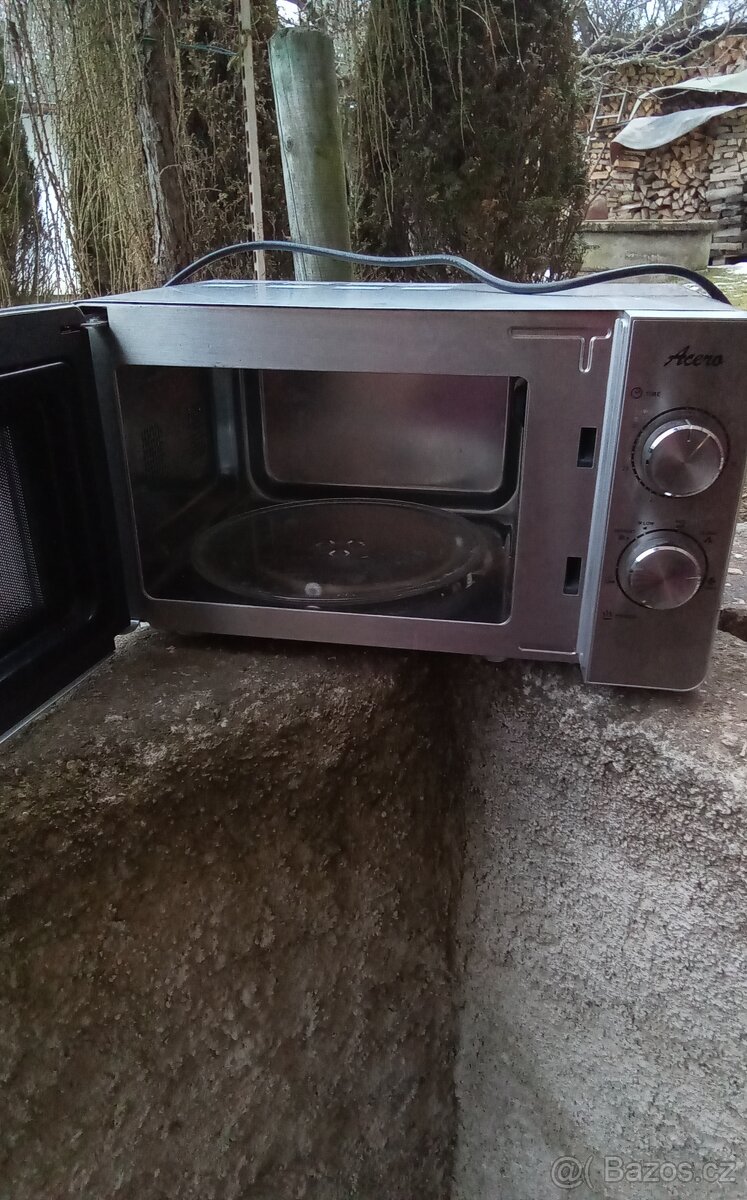 MIKROVLNNÁ TROUBA ACEKO - 3