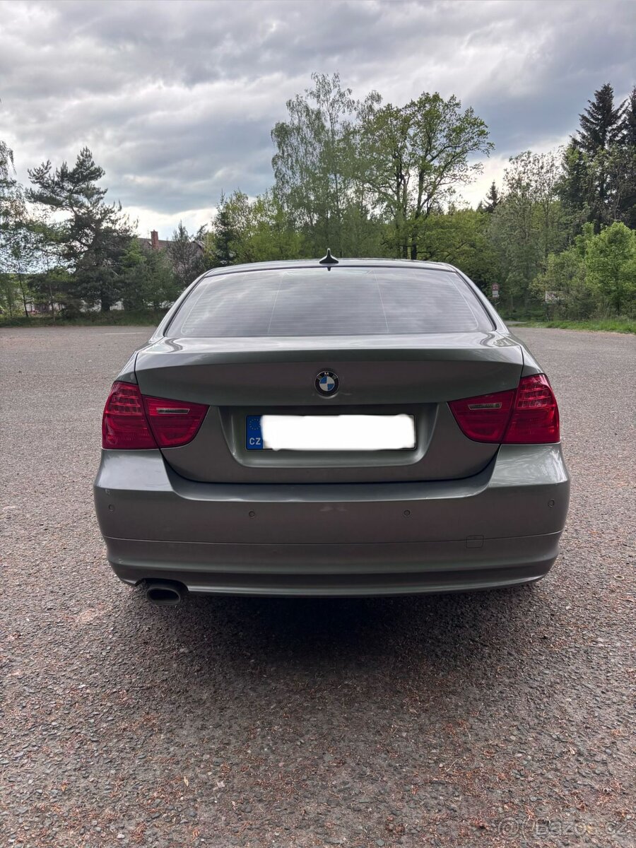BMW E90 320d xDrive - 3
