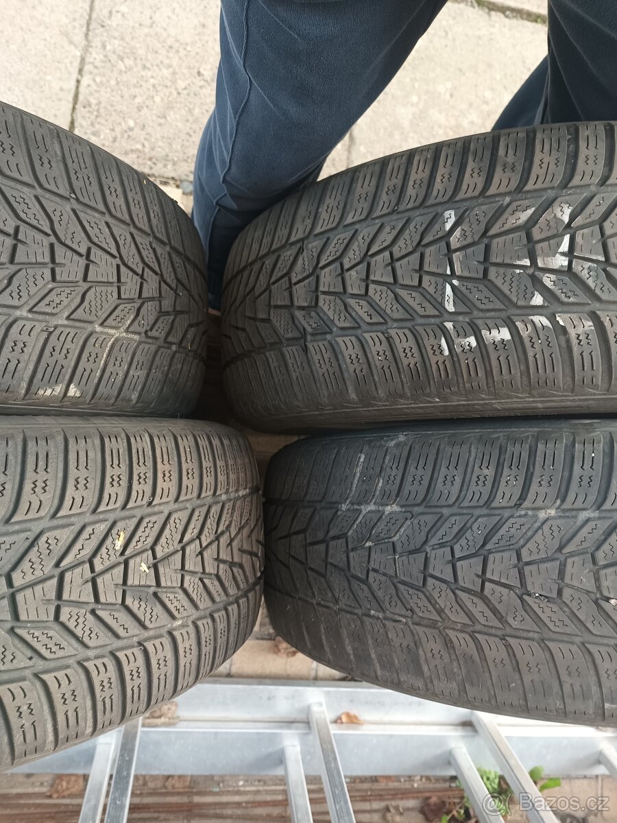 Sada zimních pneu 225/55 R18 - 3