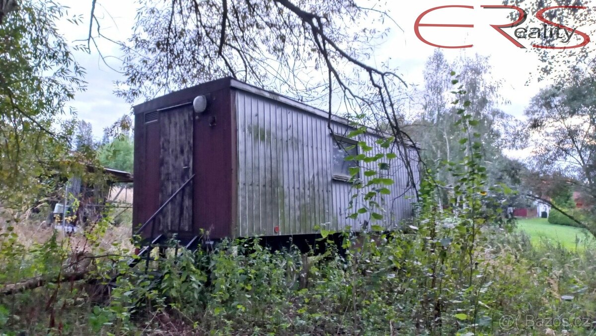 Komerční pozemek 945 m², Běleč, ev.č. 00610 - 3