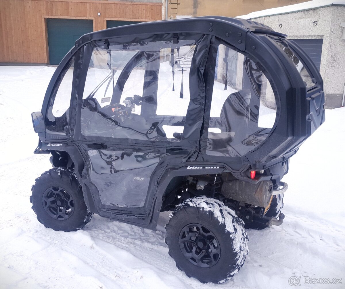 Can-am Outlander MAX 650 v provedení Papamobil