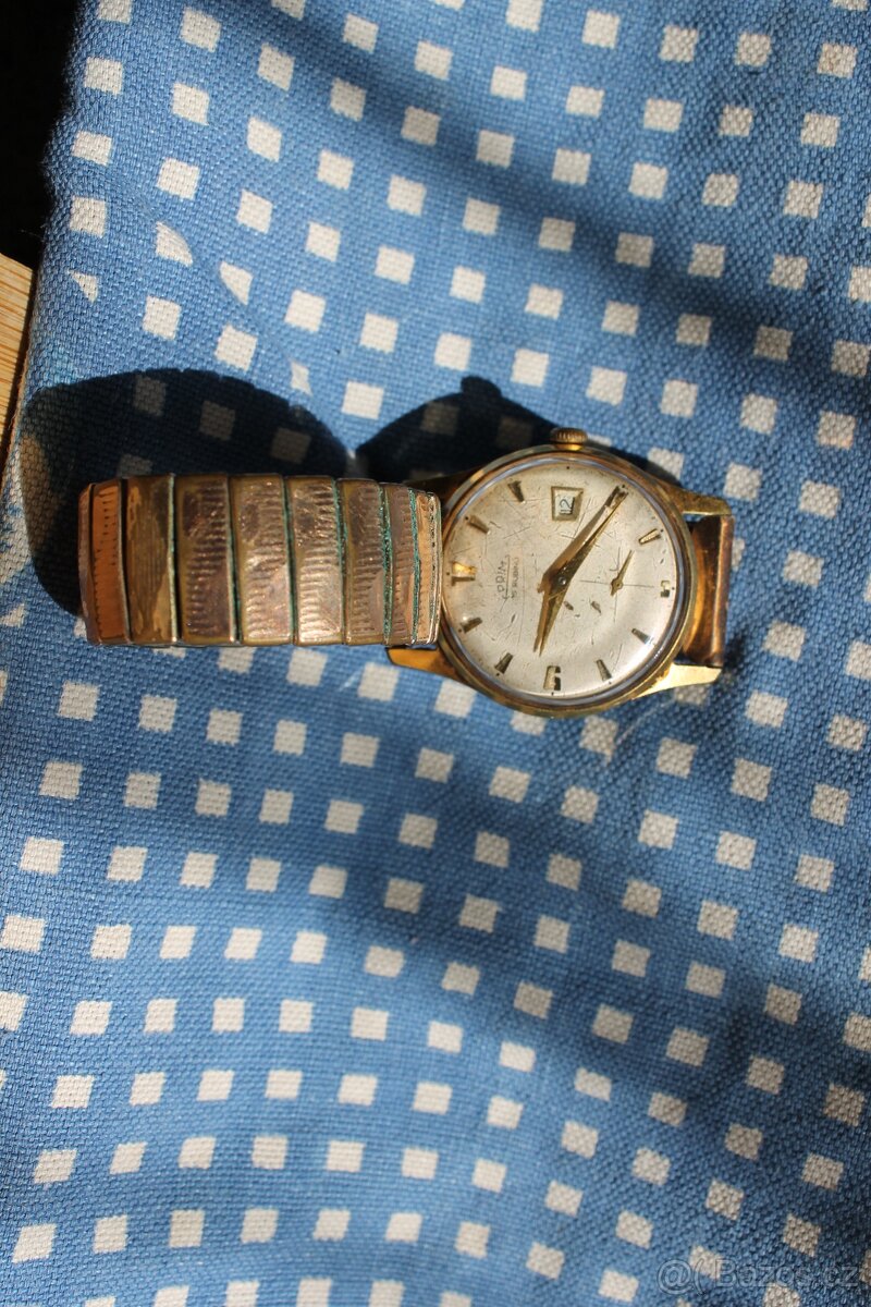 Hodinky zn. PRIM - 3