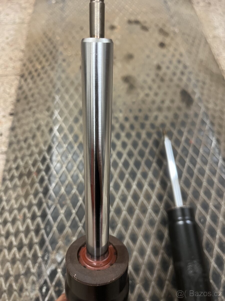 Ford Galaxy II - Tlumič pérování zadní - 3