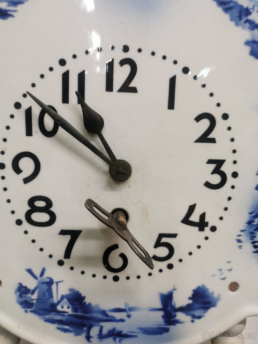 Porcelánové kuchyňské hodiny. - 3