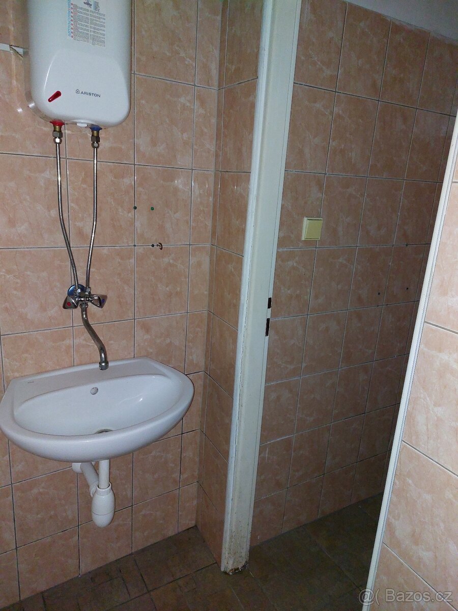 Pronájem prostoru na oslavy a party – Kaplice - 3