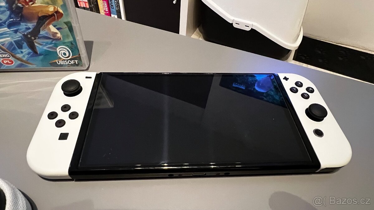 Nintendo Switch OLED - 3