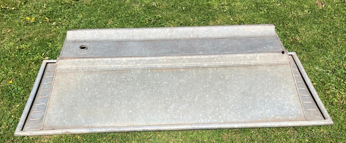 Stará vanička s výpustí- pozink. - 3