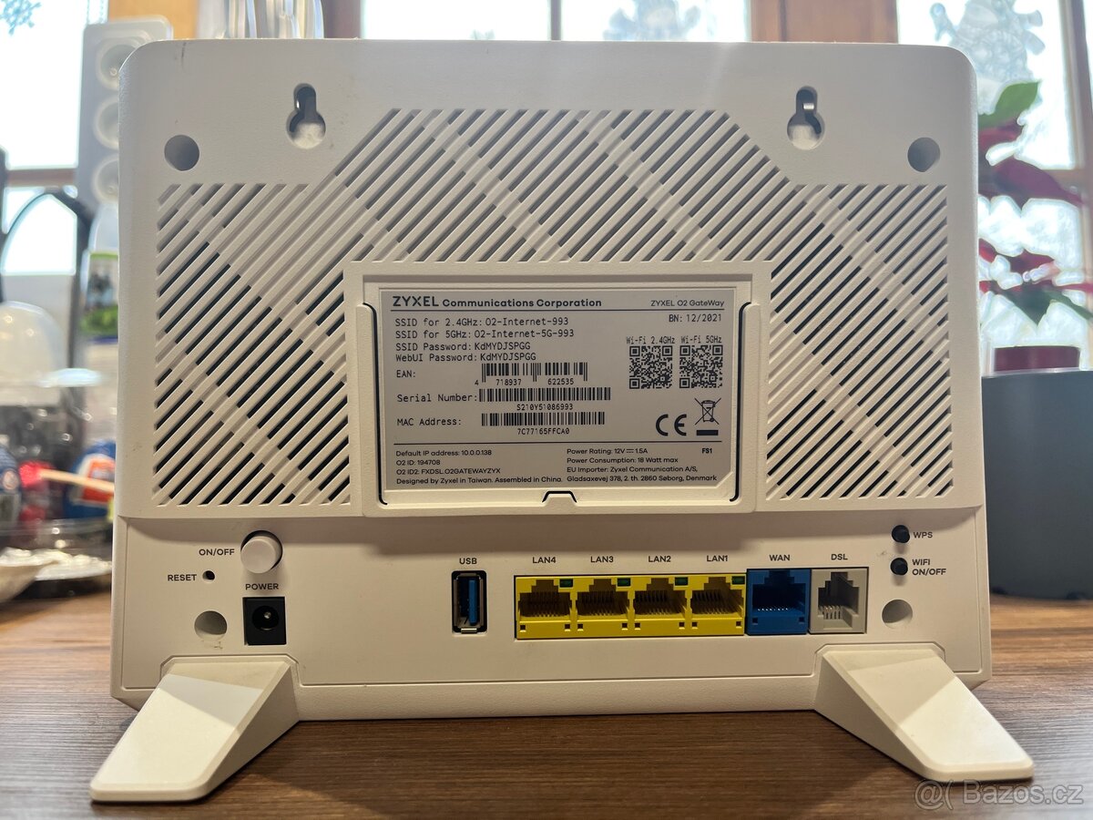 Router Zyxel - 3