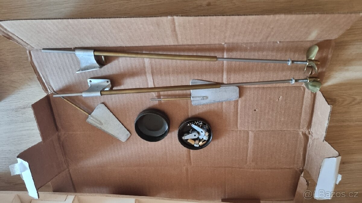 Rozestavba lodě DAUNTLESS od firmy Dumas - 3