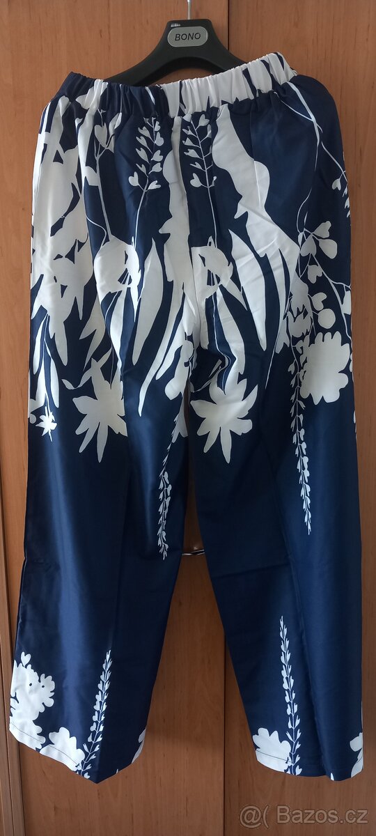 Modrobílé široké kalhoty - 3
