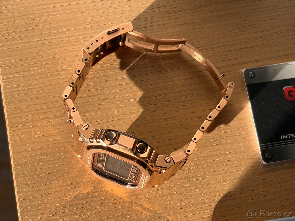 Casio G-Shock GMW-B5000GD-4er - 3