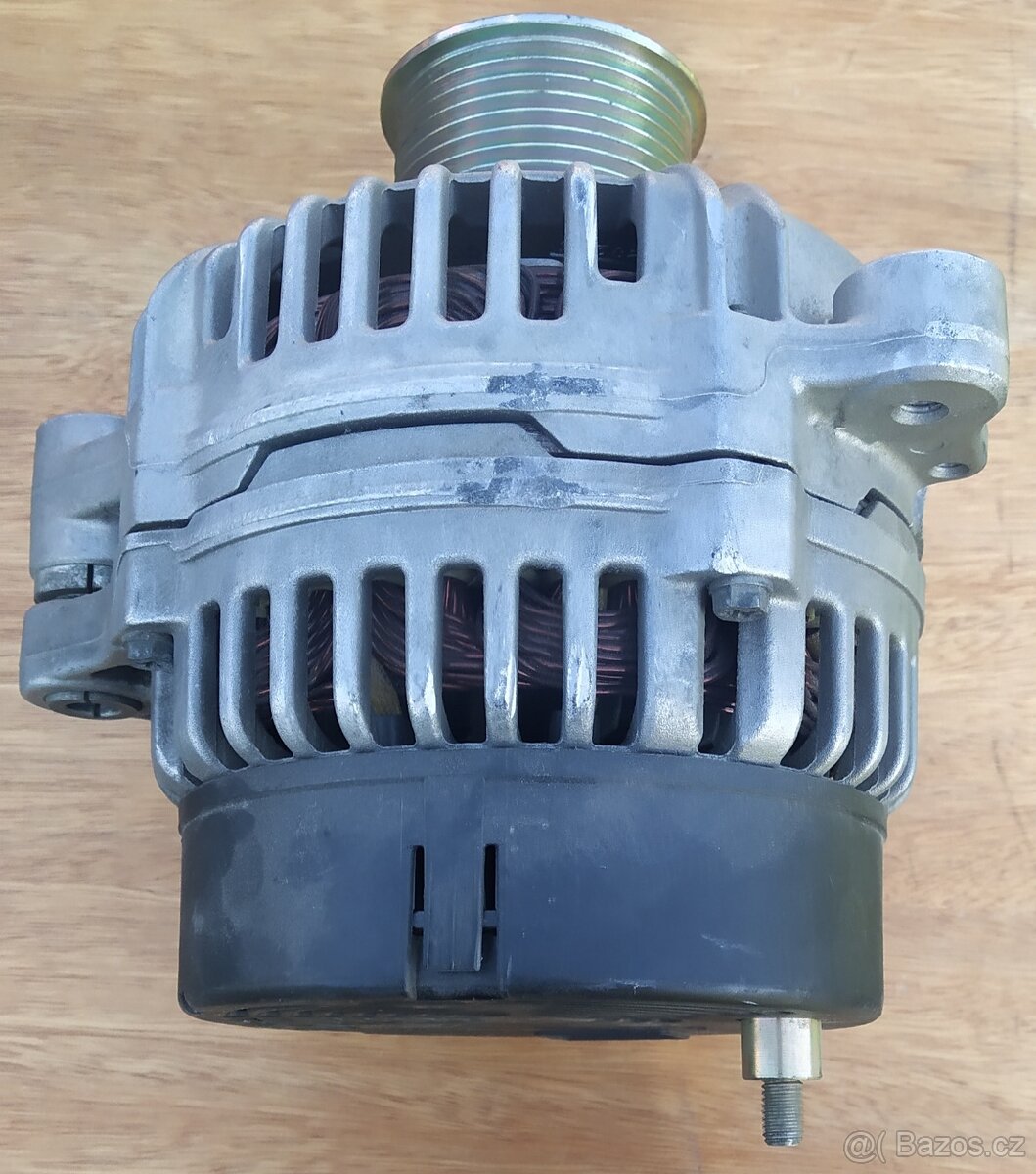 Alternátor Iveco - 3