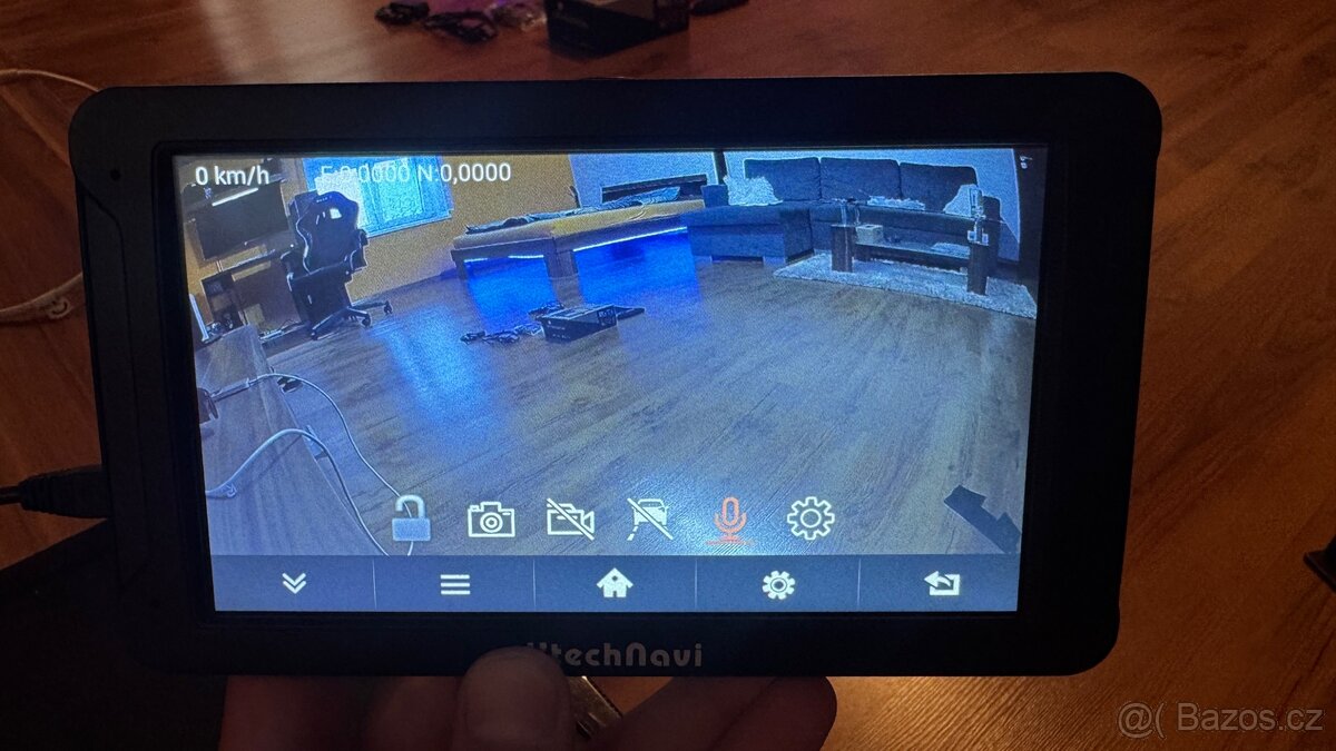 GPS navigace s kamerou - 3