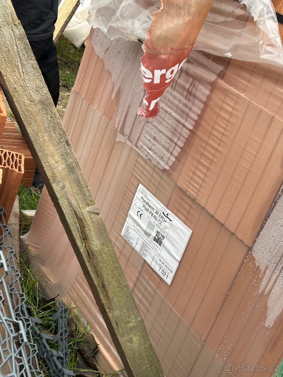 Porotherm cihly broušené+ půlene - 3