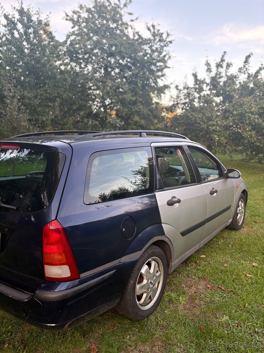FORD Focus 1 - 3