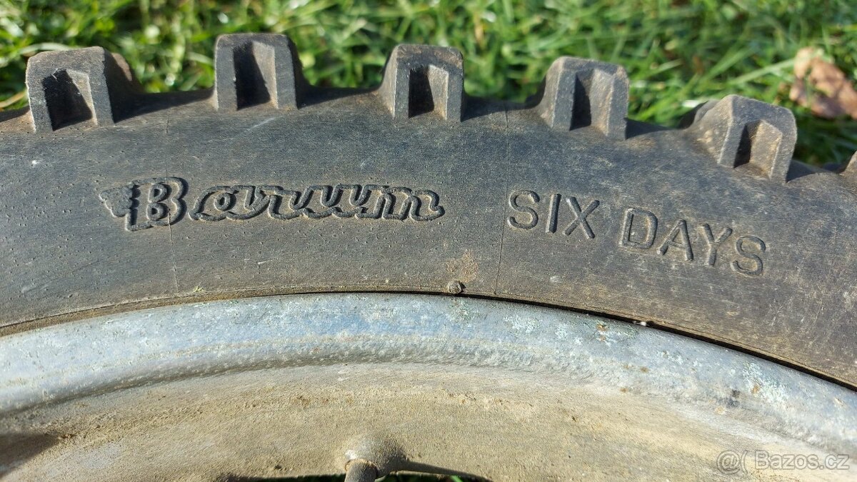 Zadní kolo Jawa 350 634, Bizon, pneu Barum Six Days - 3