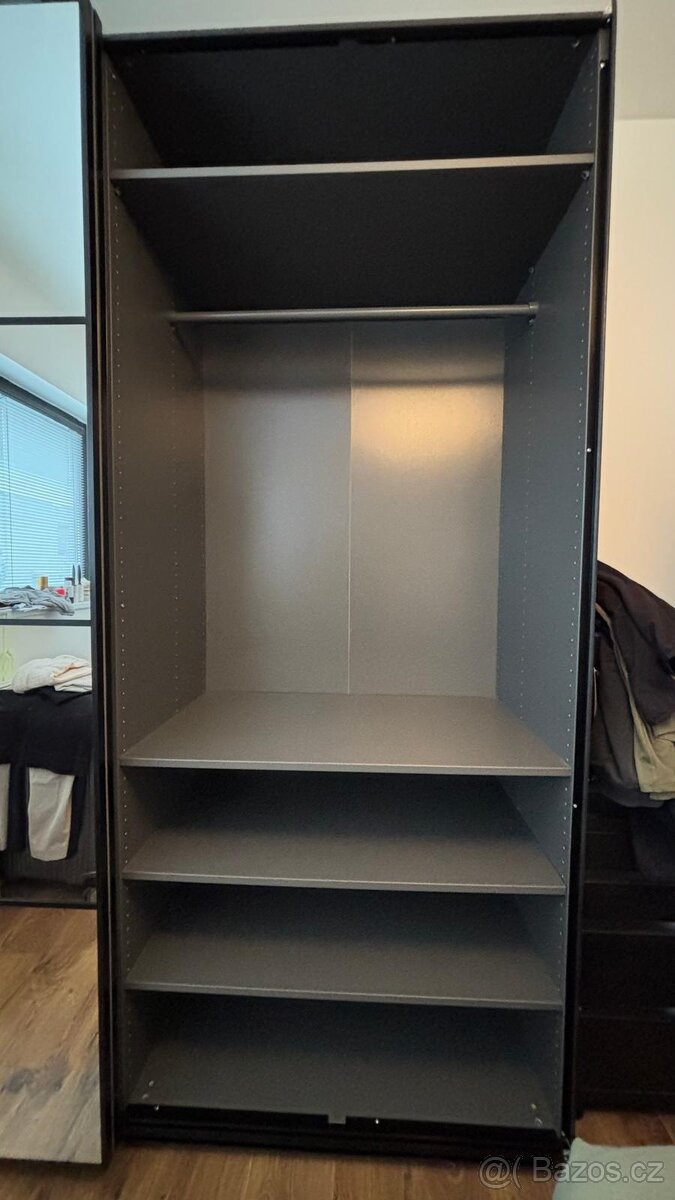 skříň IKEA PAX - 3