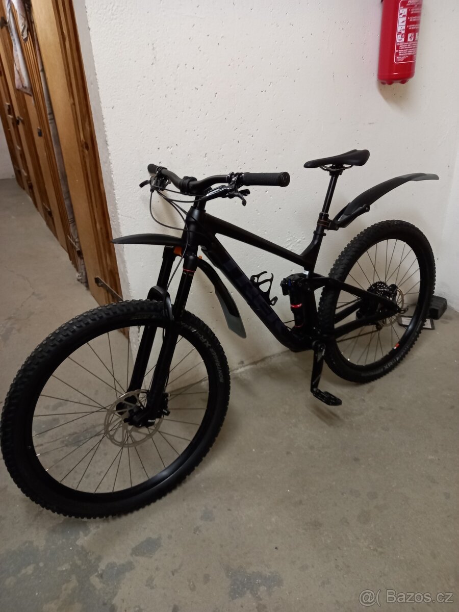 Prodám celeodpruzene horské kolo - 3