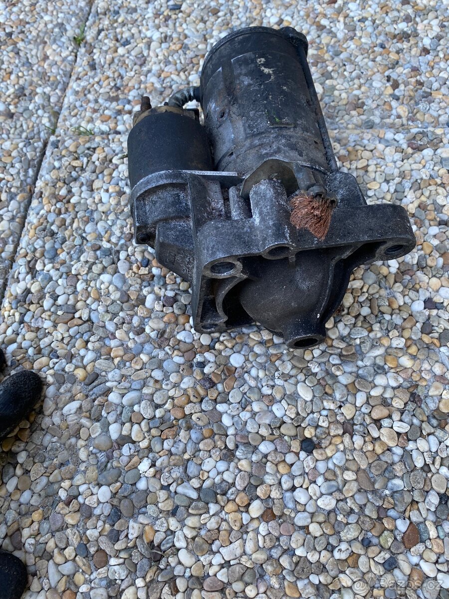 Renault Laguna II, 2,2 dCi, startér - 3