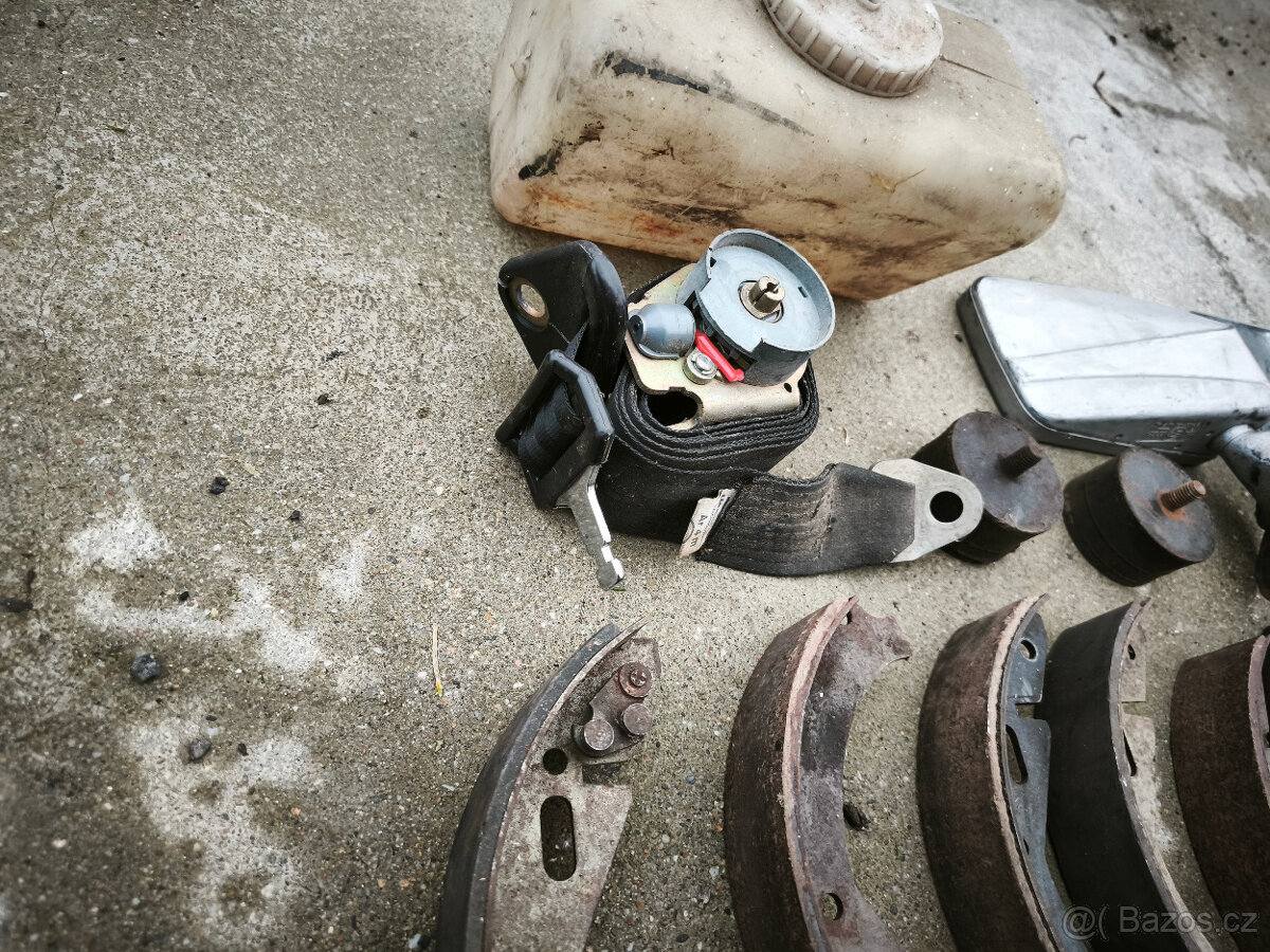 Náhradní díly Škoda 105 - 120 - 130 - Garde - Rapid - 3