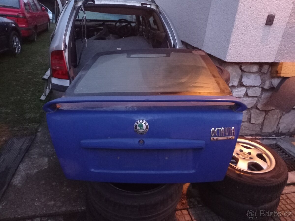 Prodám 5.dveře Škoda Octavia 1 - 3