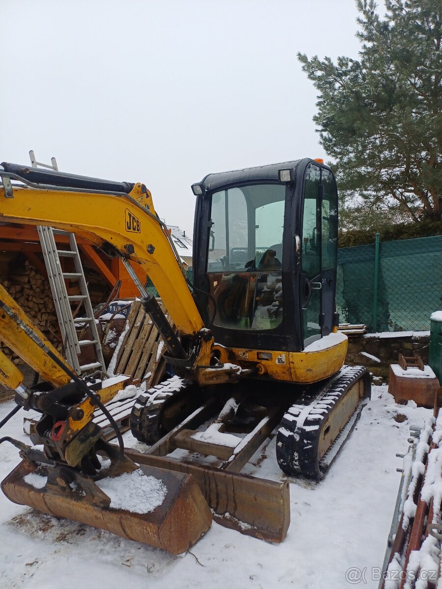 Prodam jcb 8030 - 3