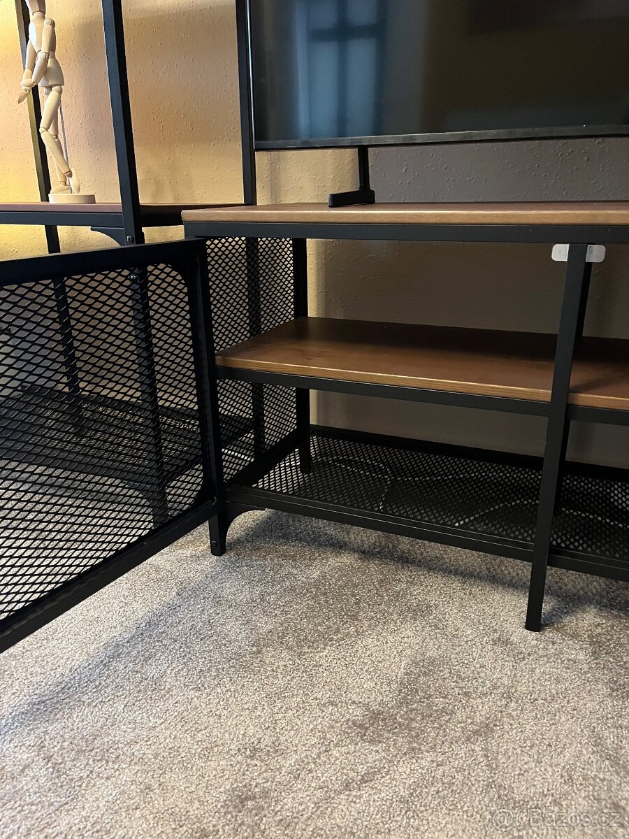 Skříňka/ tv stolek - 3