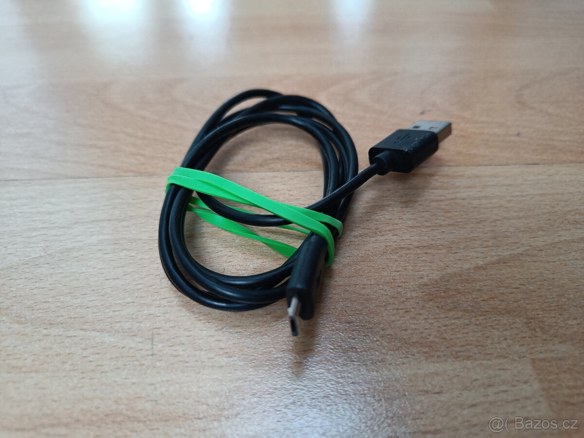 ruzne kabely: micro USB - USB-A, jack, nabijacka, jine - 3