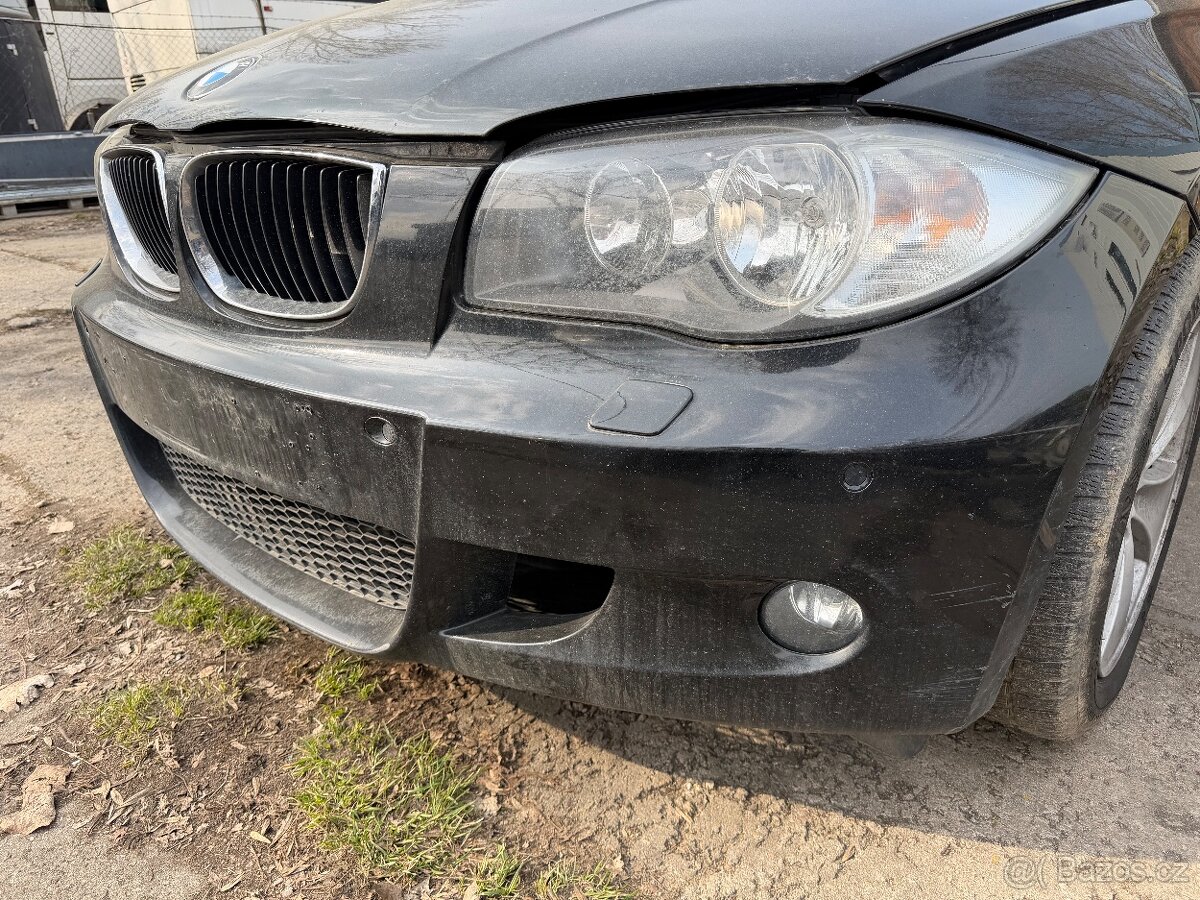 BMW E87 M-Paket přední nárazník Schwarz 2 - 3